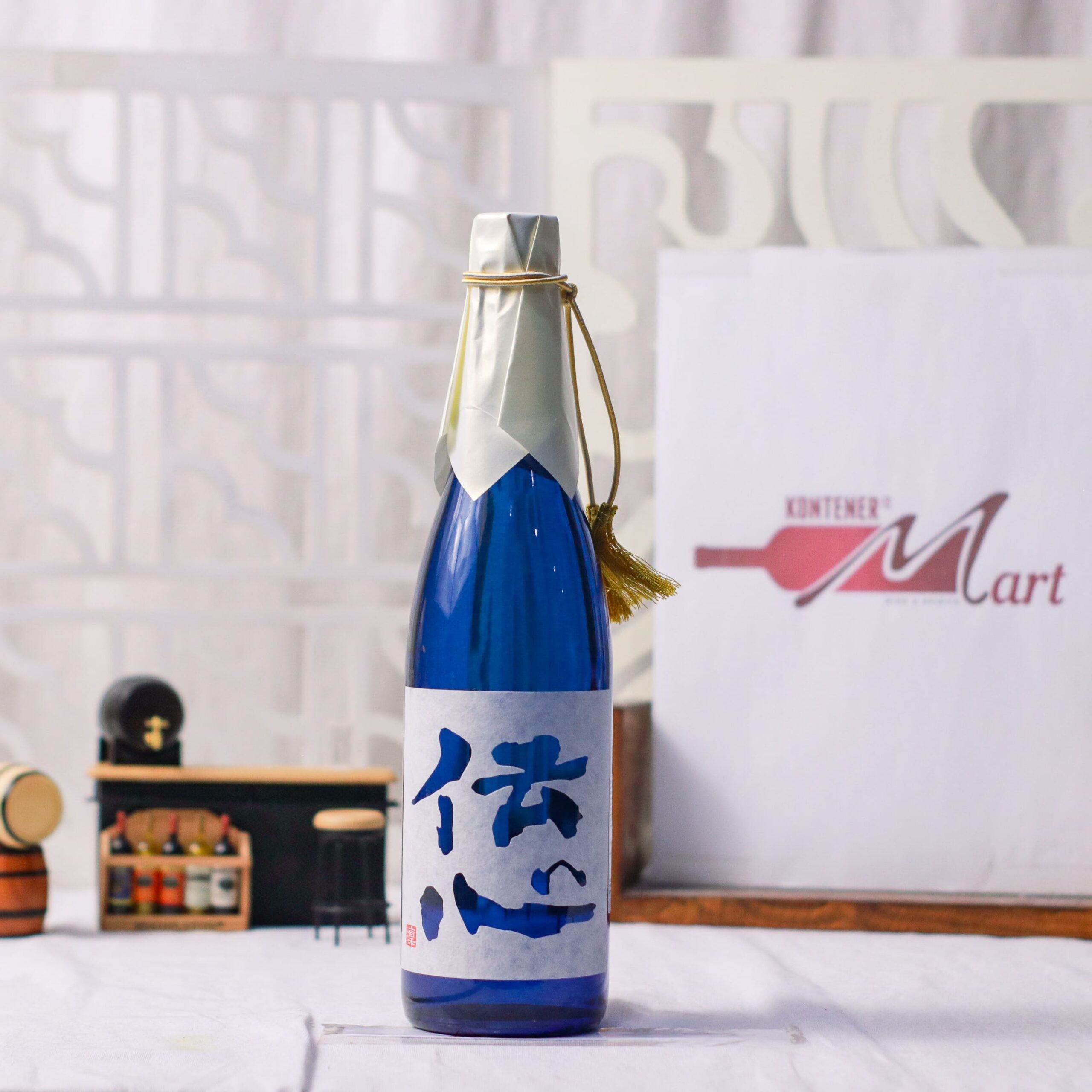 DENSHIN-RIN-JUNMAI-DAIGINJO-720ML-scaled-1.jpg Denshin Rin Junmai Daiginjo Japanese Sake 720ML - Image 1