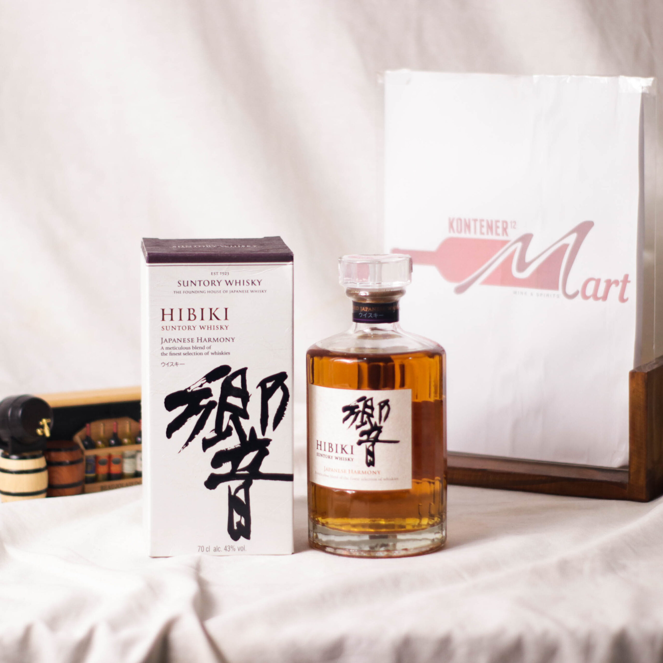 HIBIKI-JAPANESE-HARMONY-1-scaled-1.jpg Hibiki Japanese Harmony Suntory Whisky - Image 1